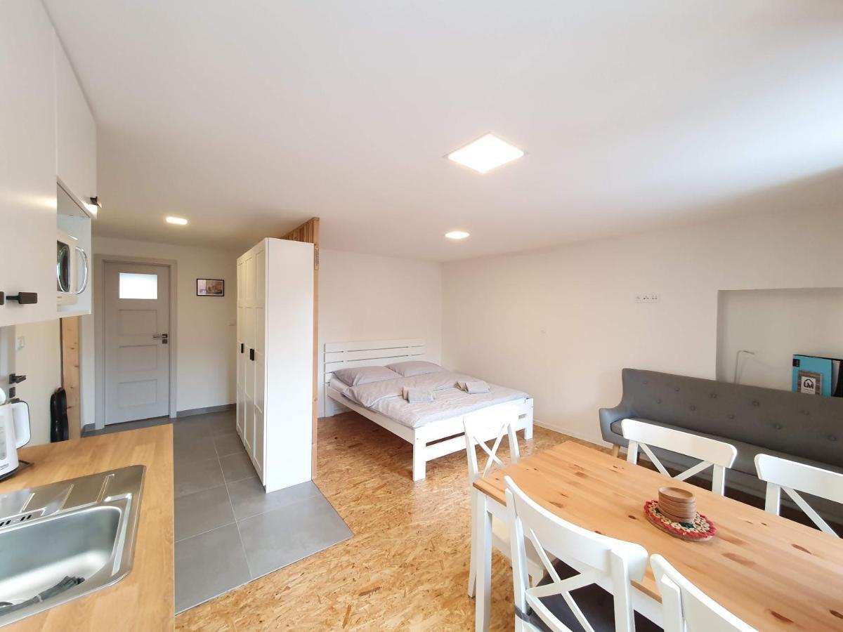 Apartmany U Muzea Horni Blatna Luaran gambar
