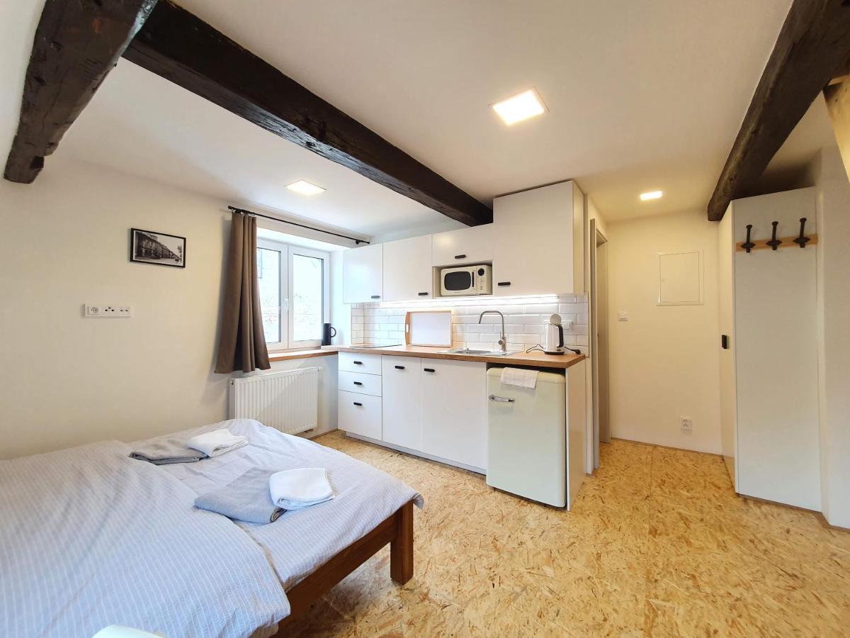 Apartmany U Muzea Horni Blatna Luaran gambar