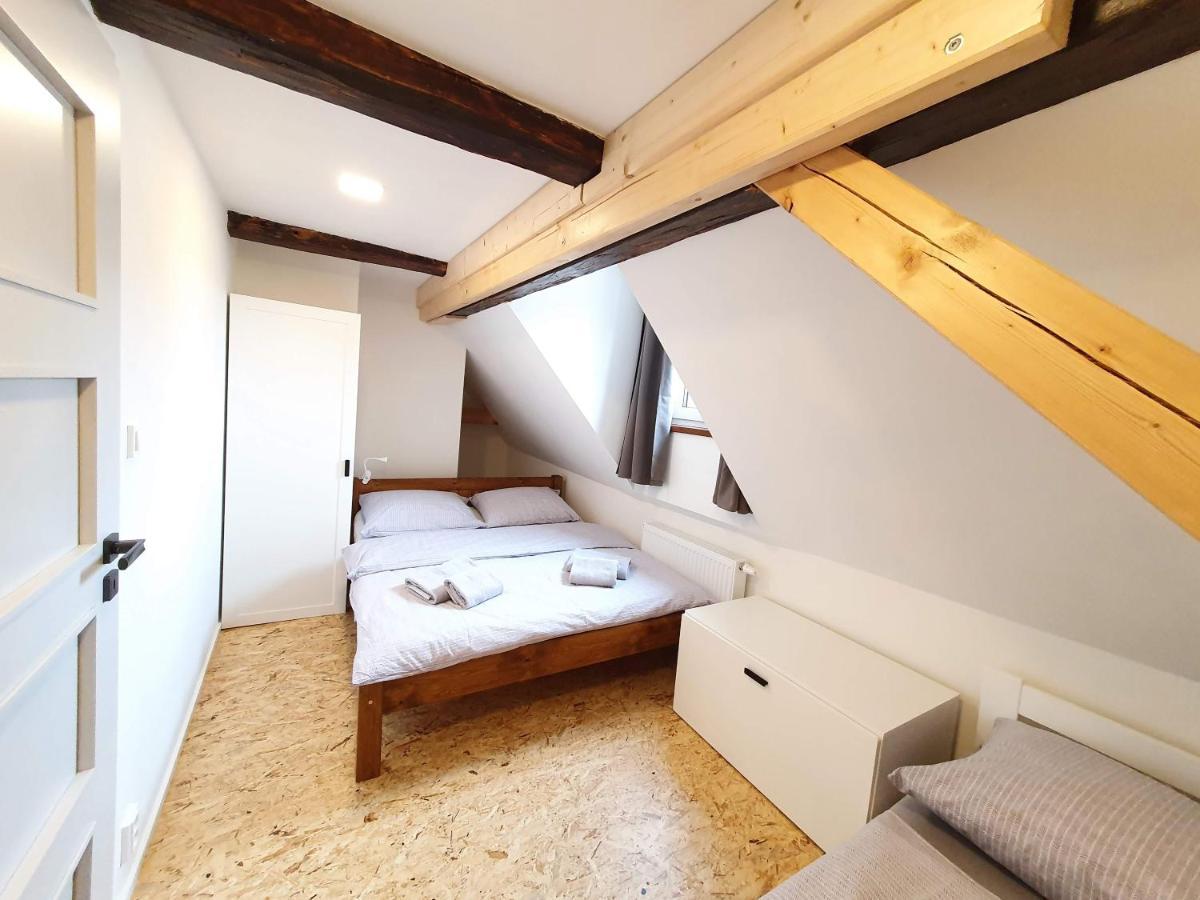 Apartmany U Muzea Horni Blatna Luaran gambar