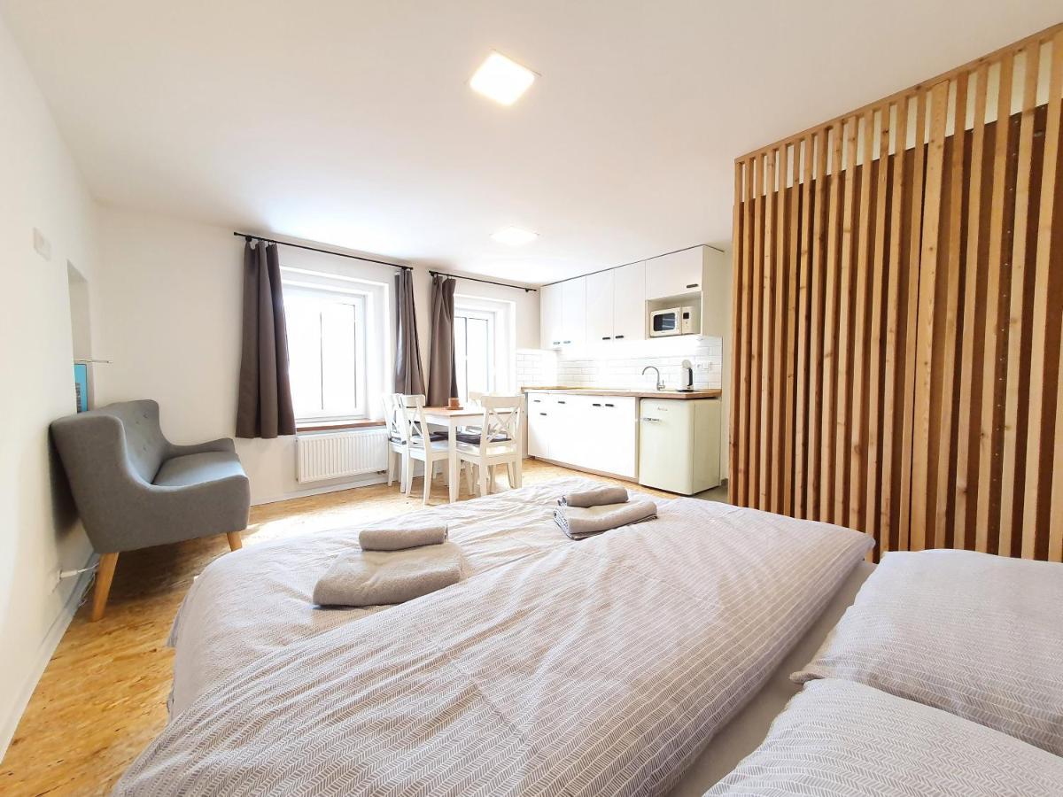 Apartmany U Muzea Horni Blatna Luaran gambar