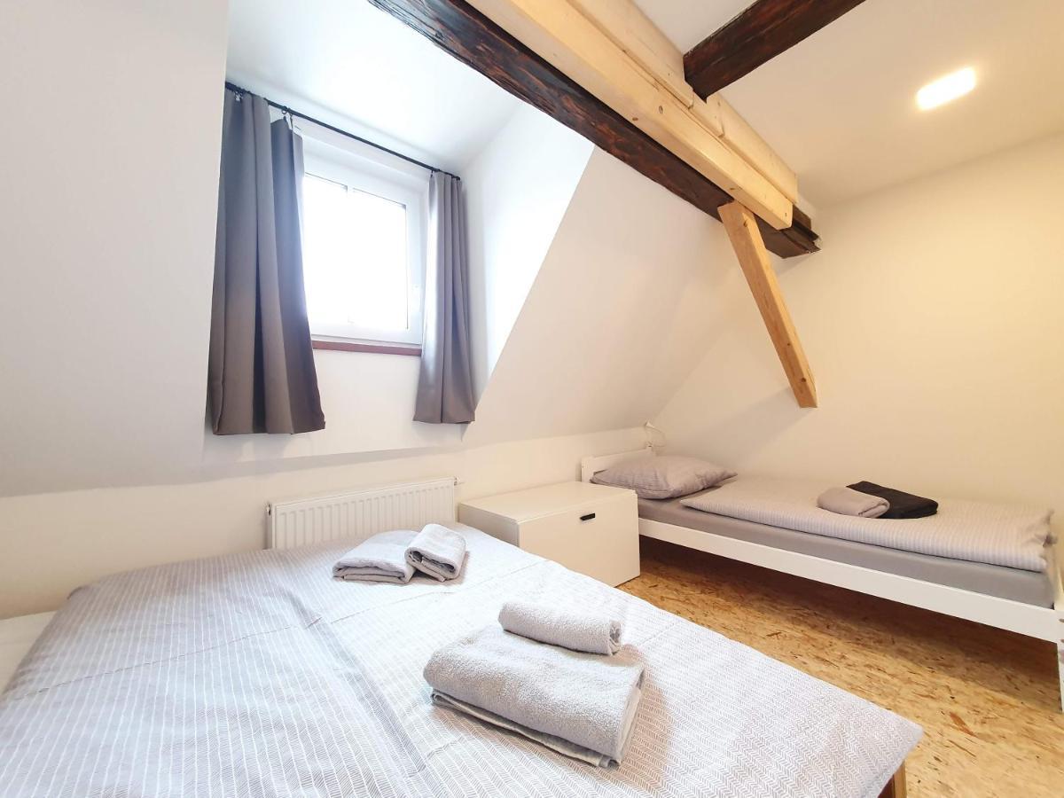 Apartmany U Muzea Horni Blatna Luaran gambar