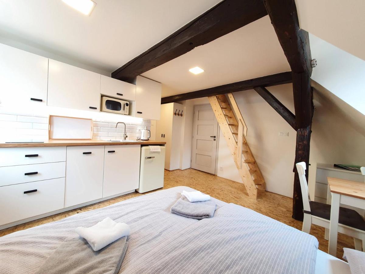 Apartmany U Muzea Horni Blatna Luaran gambar