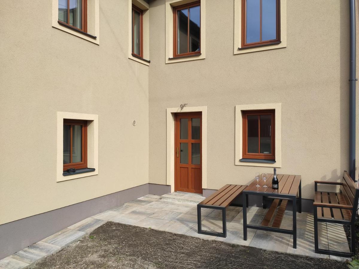 Apartmany U Muzea Horni Blatna Luaran gambar